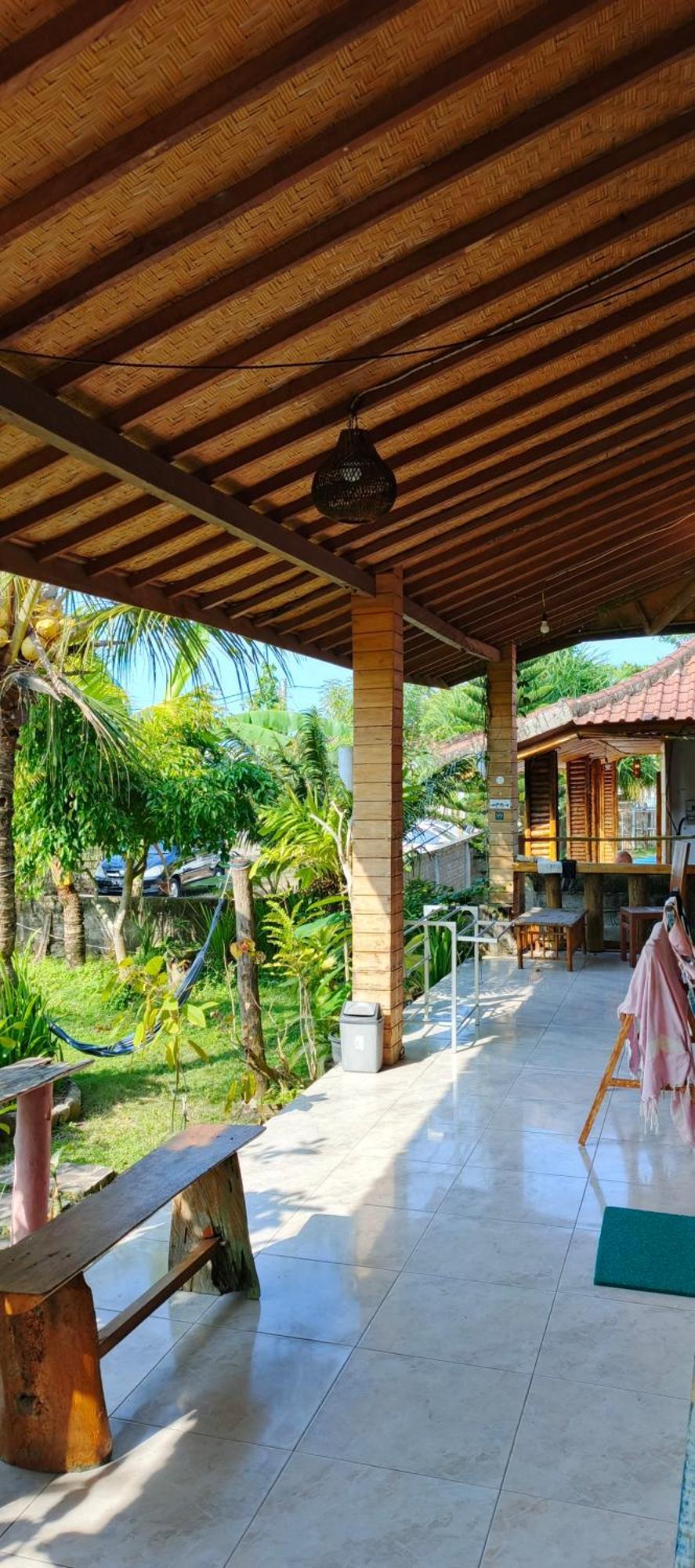 Friend House Stay & Surf Airsatang Eksteriør billede