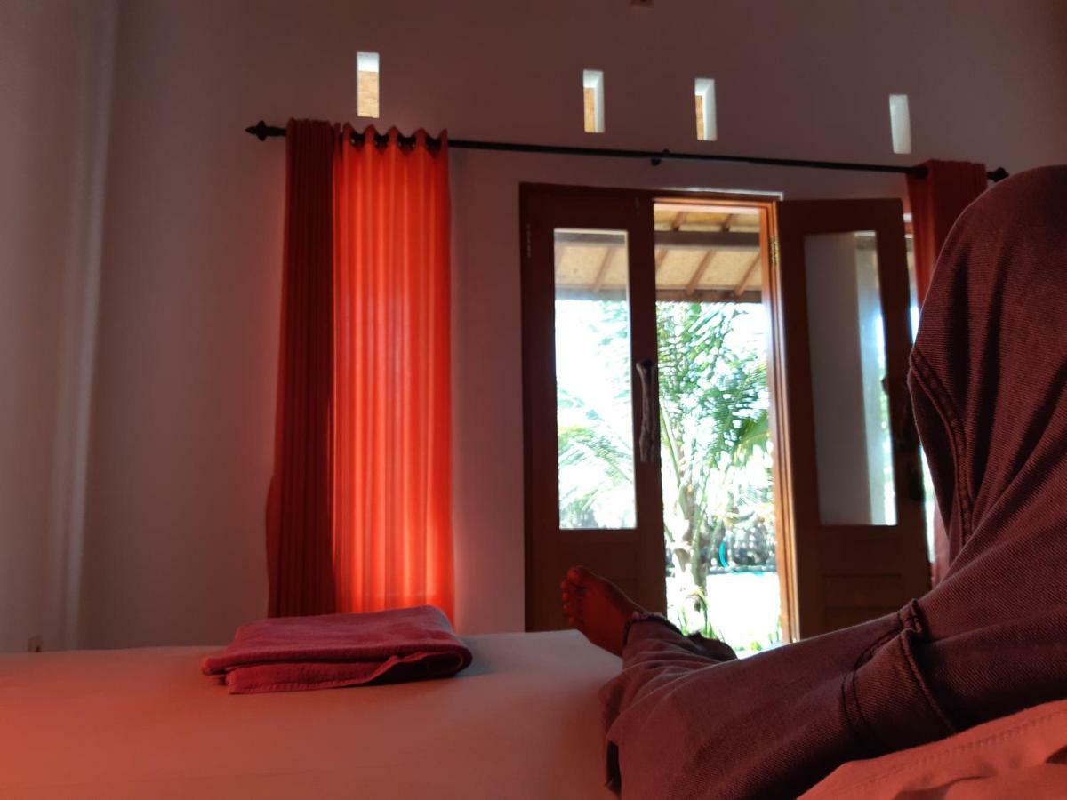 Friend House Stay & Surf Airsatang Eksteriør billede