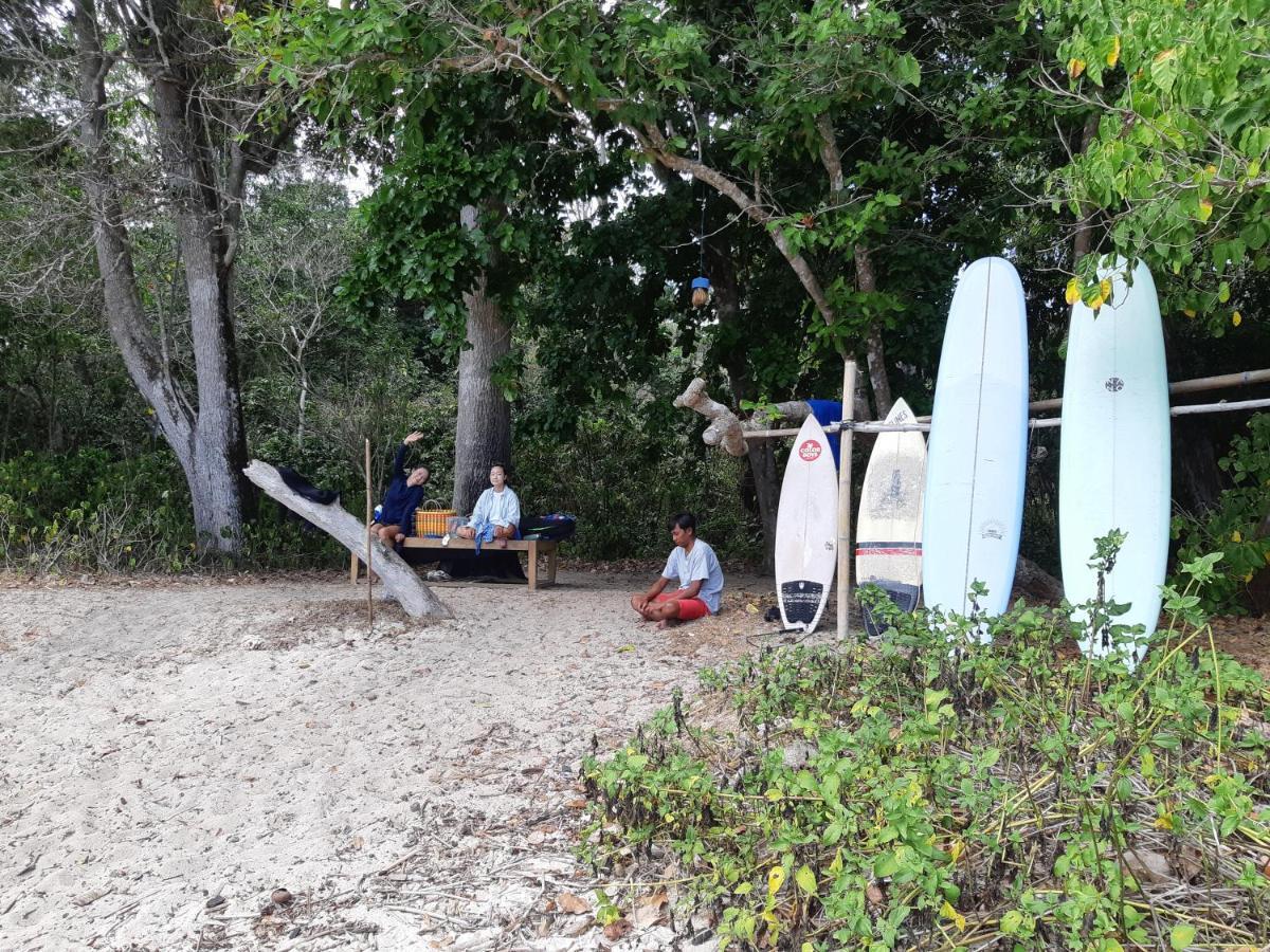 Friend House Stay & Surf Airsatang Eksteriør billede
